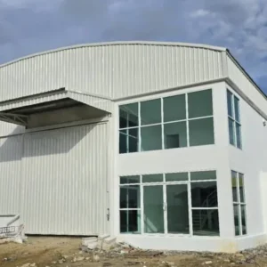 66PP051 ผลงานโกดังสำเร็จรูป HW-HCC ขนาด 20x25x7 เมตร – โครงสร้างแข็งแรง ตอบโจทย์ธุรกิจทุกประเภท