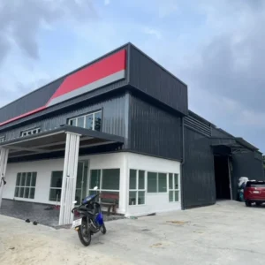 PP032 ผลงานโกดังสำเร็จรูป HW-HC ขนาด 18x30x6 เมตร – โครงสร้างแข็งแรง ตอบโจทย์ธุรกิจทุกประเภท